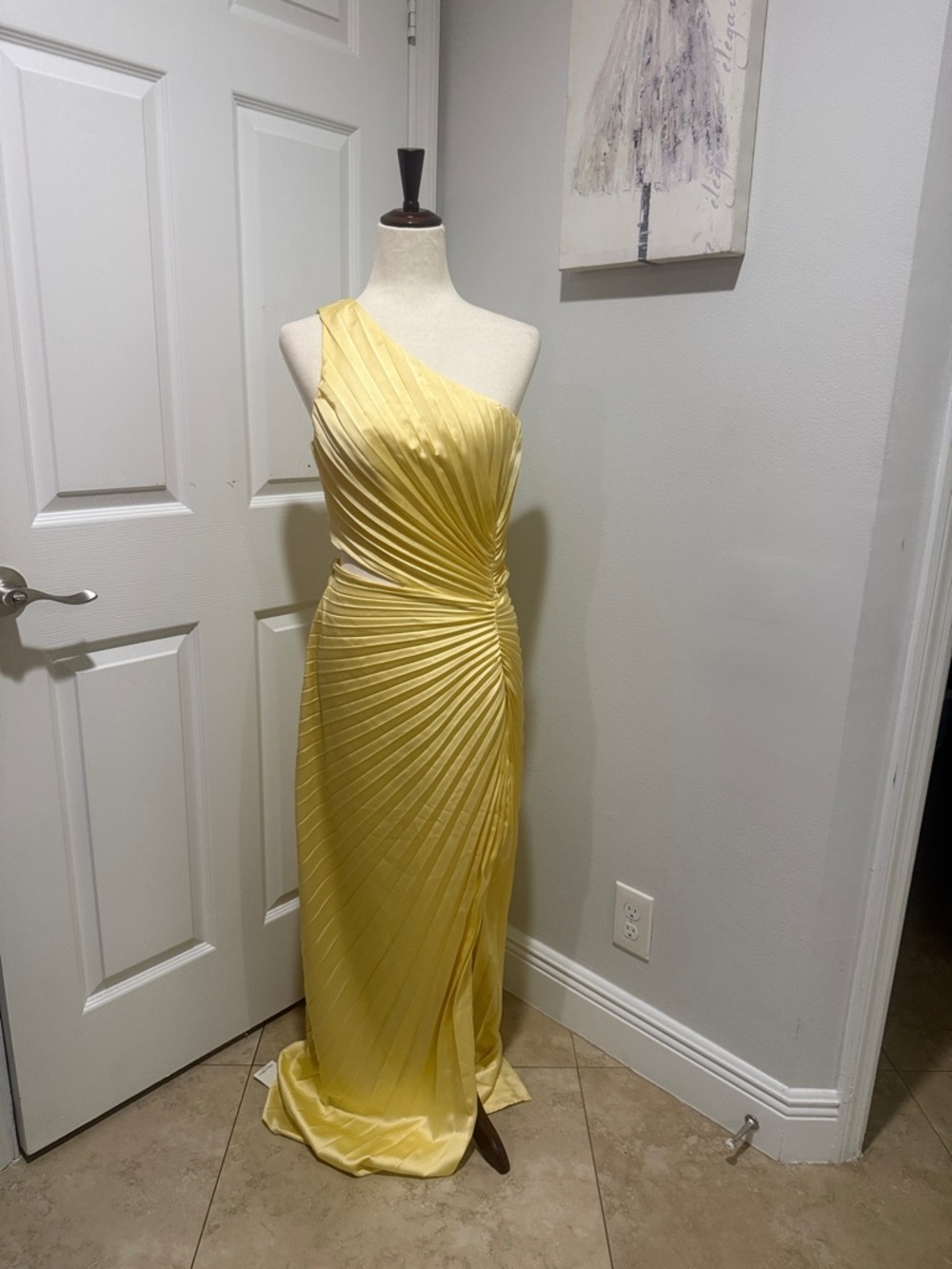 Abercrombie & Fitch One-Shoulder Yellow Pleated Evening Gown